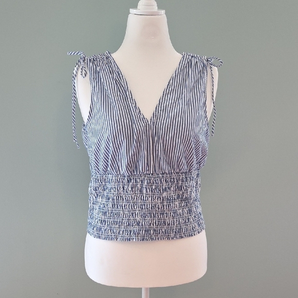 Old Navy Fitted Blue and White Striped Smocked Tie Shoulder Blouse Size Large - Picture 4 of 11